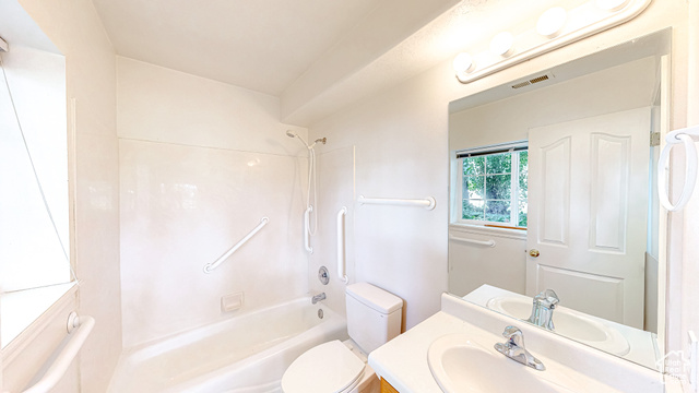 Photo 9 for MLS #2117337 at 265 S 2370 West