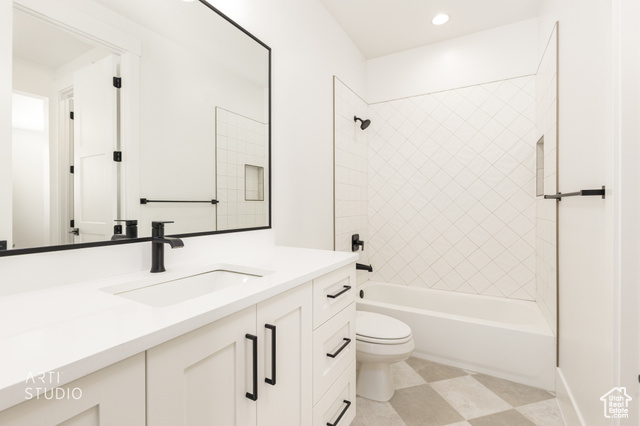 Photo 36 for MLS #2117341 at 3018 E Alderann St