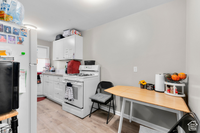 Photo 11 for MLS #2117345 at 161 N Grant Ave