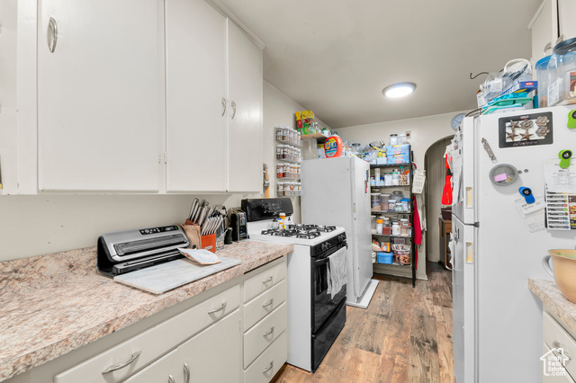 Photo 18 for MLS #2117345 at 161 N Grant Ave