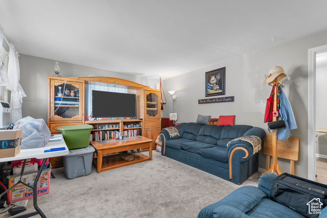 Photo 7 for MLS #2117345 at 161 N Grant Ave