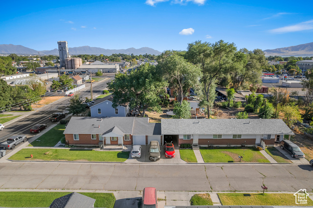 Photo 5 for MLS #2117345 at 161 N Grant Ave
