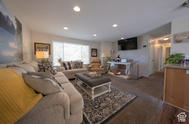 Photo 6 for MLS #2117351 at 622 Brinker Ave