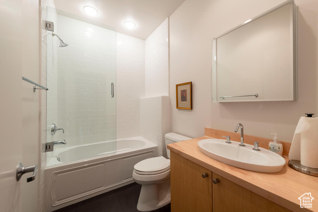 Photo 24 for MLS #2117354 at 156 Sandridge Ave