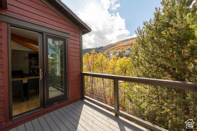 Photo 26 for MLS #2117354 at 156 Sandridge Ave