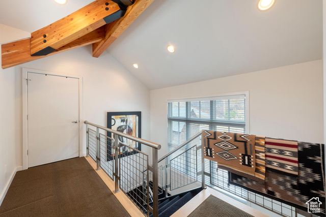 Photo 18 for MLS #2117354 at 156 Sandridge Ave