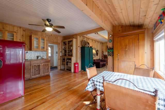 Photo 30 for MLS #2117354 at 156 Sandridge Ave