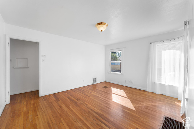 Photo 3 for MLS #2117368 at 100 N 700 East