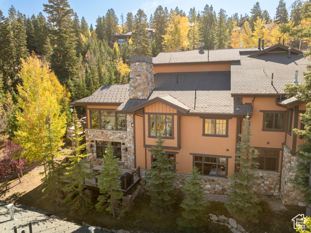 Photo 4 for MLS #2117372 at 6637 Lookout Dr #1