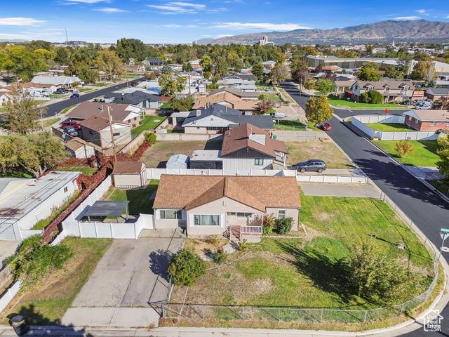 56 W 6025 S, Murray UT 84107