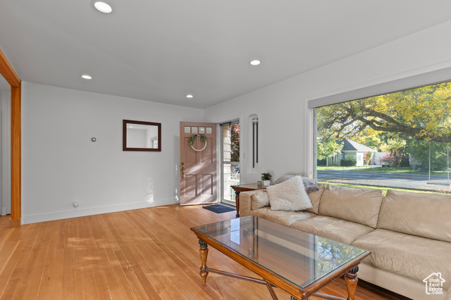 Photo 5 for MLS #2117375 at 345 N 400 West