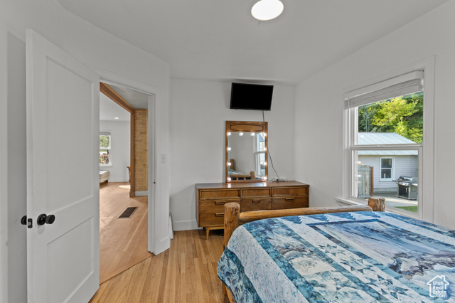 Photo 10 for MLS #2117375 at 345 N 400 West