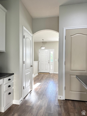 Photo 4 for MLS #2117389 at 7712 N Red Oak Rd