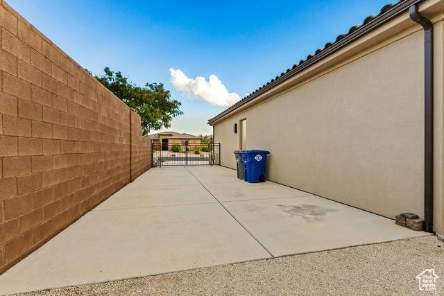 Photo 37 for MLS #2117395 at 2860 W Cliffhanger Dr
