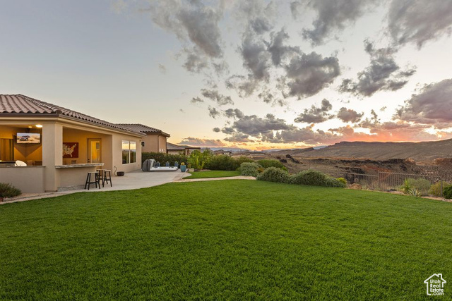 Photo 33 for MLS #2117395 at 2860 W Cliffhanger Dr