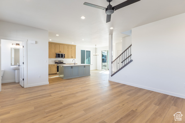 Photo 10 for MLS #2117401 at 2840 W 2720 North #77