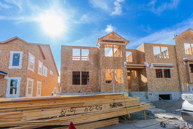 1483 W Skyline Dr #904
                     MLS #2117403