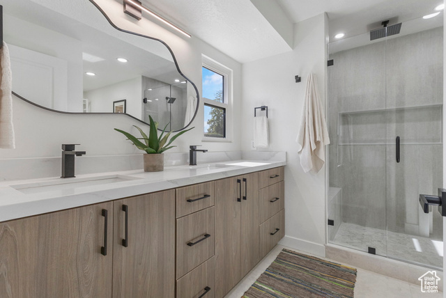 Photo 18 for MLS #2117410 at 863 W Germania Ave