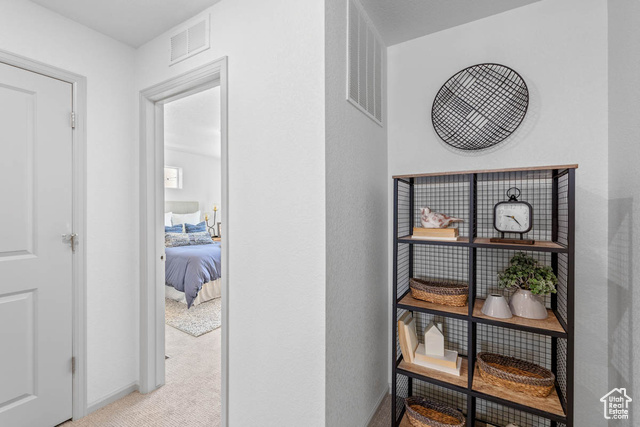 Photo 16 for MLS #2117430 at 104 N Riverside Dr #113