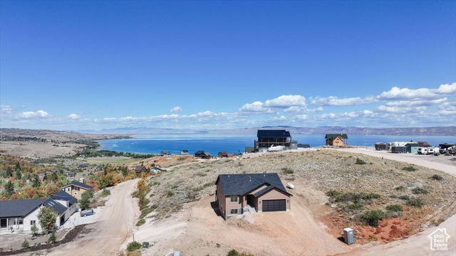 Photo 4 for MLS #2117434 at 1040 N Broad Rd