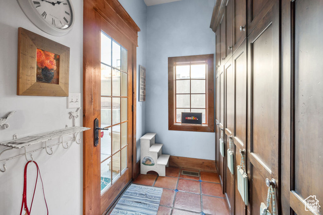 Photo 22 for MLS #2117437 at 2415 E Karren St