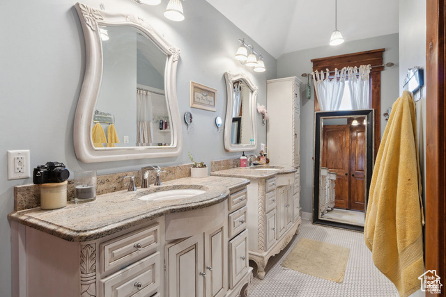 Photo 47 for MLS #2117437 at 2415 E Karren St