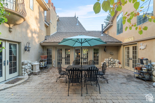 Photo 6 for MLS #2117437 at 2415 E Karren St