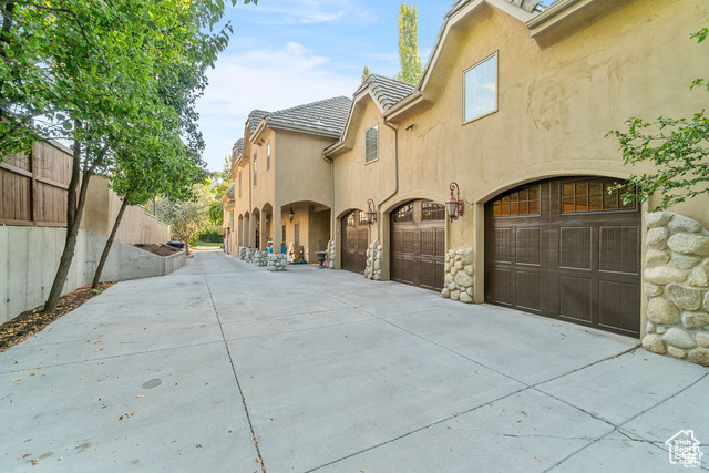 Photo 15 for MLS #2117437 at 2415 E Karren St