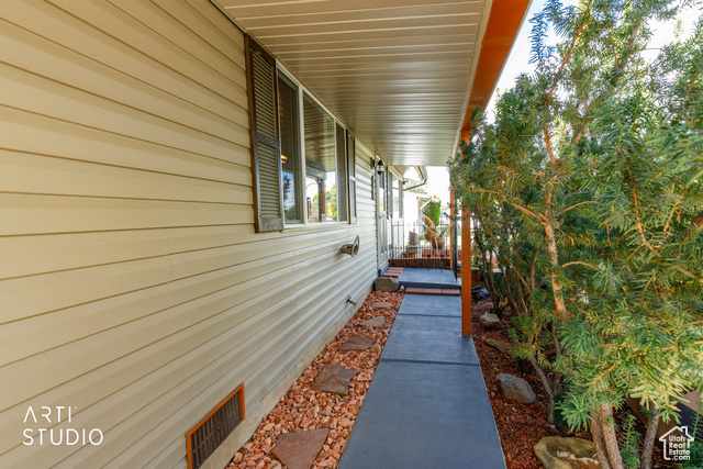 Photo 5 for MLS #2117441 at 725 E 1300 North