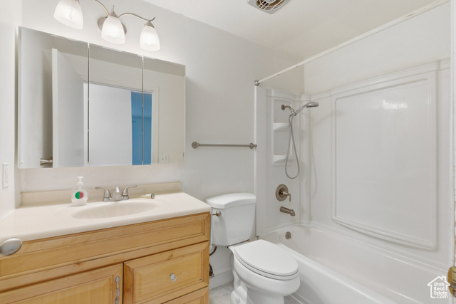 Photo 16 for MLS #2117454 at 1156 E Serpentine Way