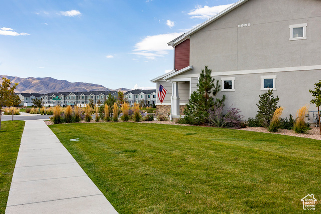 Photo 18 for MLS #2117456 at 1046 E Jack Dr
