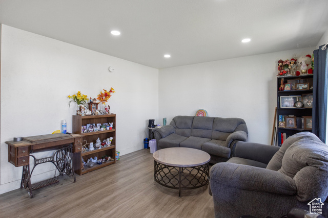 Photo 5 for MLS #2117458 at 3727 S 8035 West
