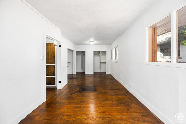Photo 9 for MLS #2117464 at 1051 S Denver St