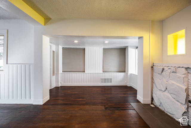 Photo 11 for MLS #2117464 at 1051 S Denver St