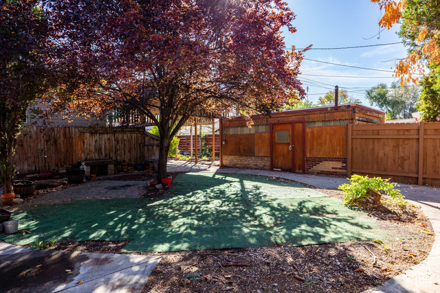 Photo 20 for MLS #2117464 at 1051 S Denver St