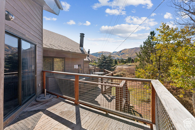 Photo 3 for MLS #2117469 at 2125 Monitor Dr #3