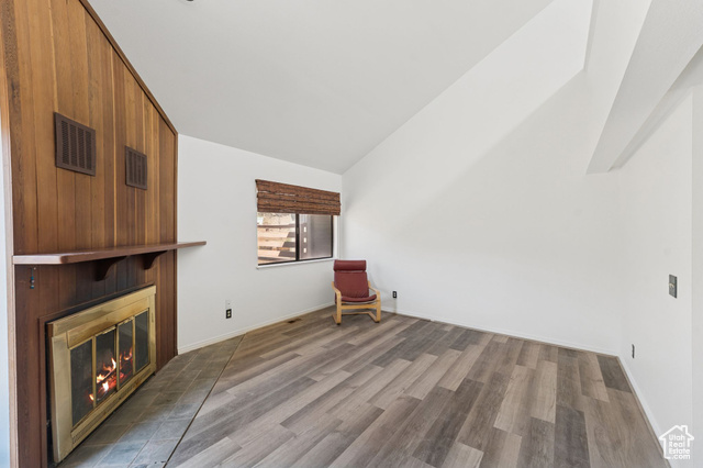 Photo 4 for MLS #2117469 at 2125 Monitor Dr #3