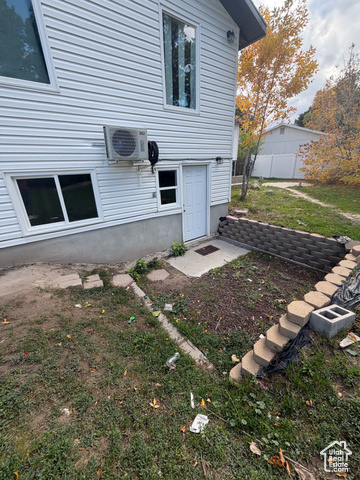 Photo 6 for MLS #2117476 at 2016 W Hewwood Cir