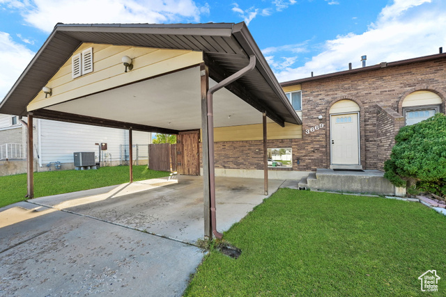 3669 W 4625 S, Roy UT 84067
