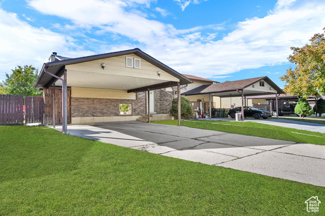 3669 W 4625 S, Roy UT 84067