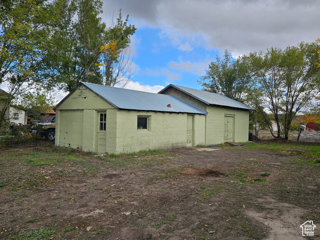 Photo 34 for MLS #2117479 at 496 E Main St