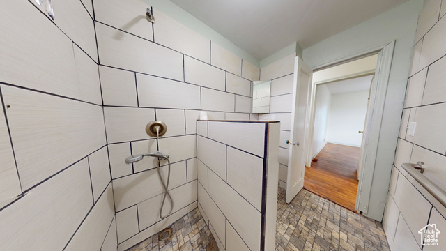 Photo 8 for MLS #2117479 at 496 E Main St