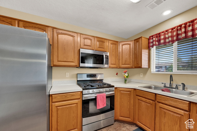 Photo 5 for MLS #2117487 at 135 S 1525 West