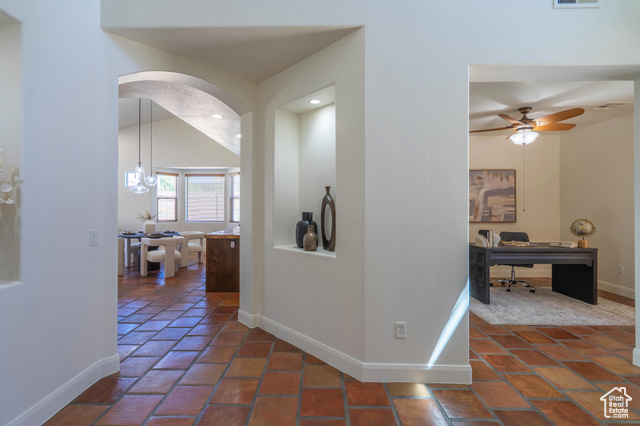 Photo 11 for MLS #2117491 at 1007 N Mountainside Ave