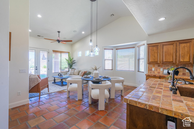 Photo 13 for MLS #2117491 at 1007 N Mountainside Ave