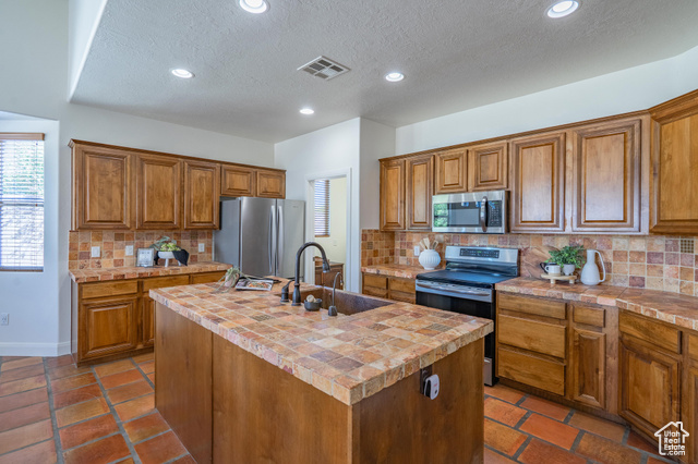 Photo 23 for MLS #2117491 at 1007 N Mountainside Ave