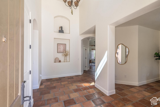 Photo 8 for MLS #2117491 at 1007 N Mountainside Ave