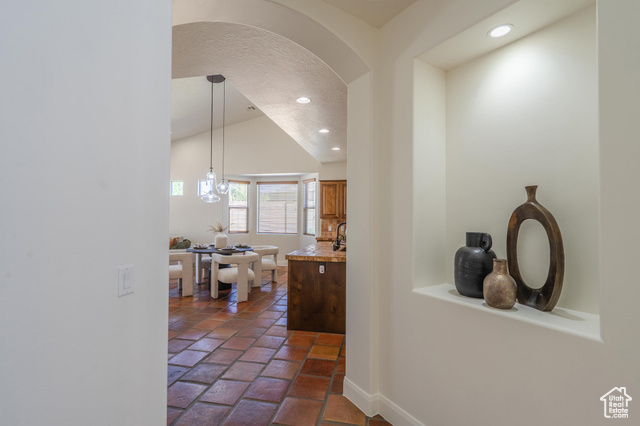 Photo 12 for MLS #2117491 at 1007 N Mountainside Ave
