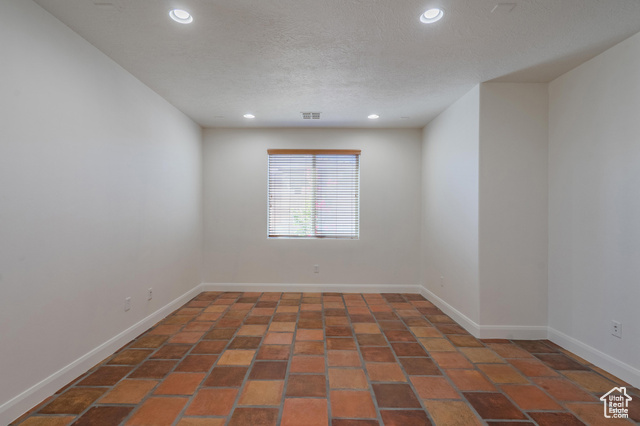 Photo 41 for MLS #2117491 at 1007 N Mountainside Ave