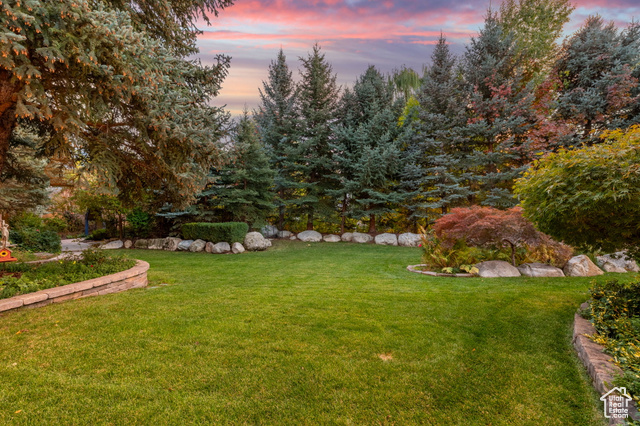 Photo 105 for MLS #2117501 at 2238 E Cottonwood Cove Ln